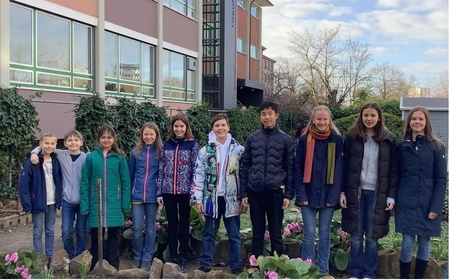 von links nach rechts: Laurenz Sthler, Eduard Seuwen, Lua Khabirpour, Ronja Ohlig, Charlotte Langlotz, Filip Marijanovic, Julian Chu, Linda Wenzlaff, Marta Vitt, Felizitas Sthler fehlend: Louisa Ficht, Tizian Monninger, Theresa Willer