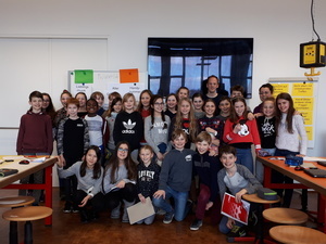 Die Klasse 5c im Technoseum mit ihren Klassenlehrern Frau Rummel und Herr Schuppe