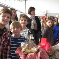 Die 5er machen Business f�r den guten Zweck