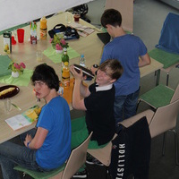 Cocktail-Arbeitsgruppe bei der Arbeit