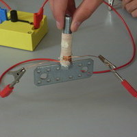 Erste vorsichtige Tests : Wie gut ist mein Elektromagnet ?