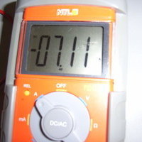 Ca. 7 Ampere Strom flieen durch die Elektromagnetchen - das ist ganz schn viel !!